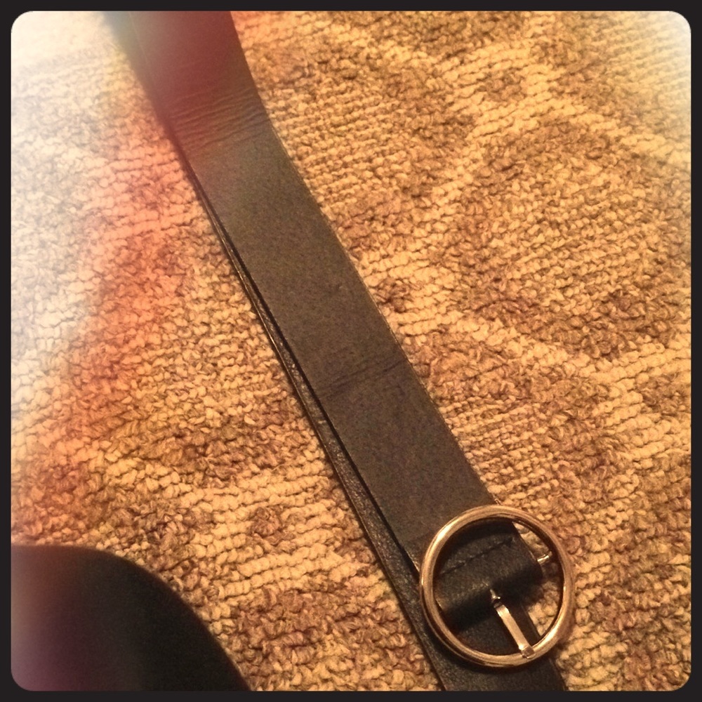 Brandy Melville belt